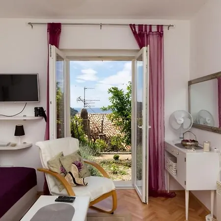 Purple Rain - Studio With Terrace And Sea View Dubrovnik