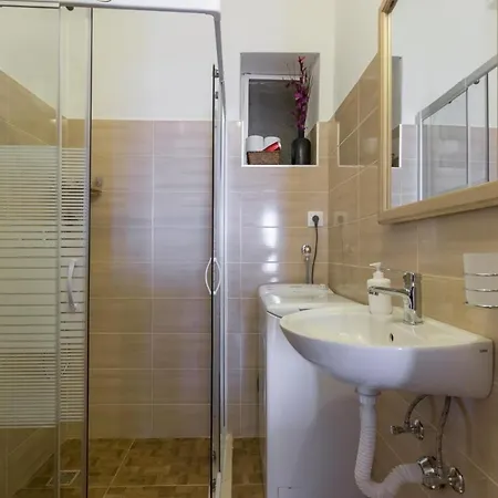 Purple Rain - Studio With Terrace And Sea View Apartmán
