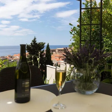 Purple Rain - Studio With Terrace And Sea View Apartmán *